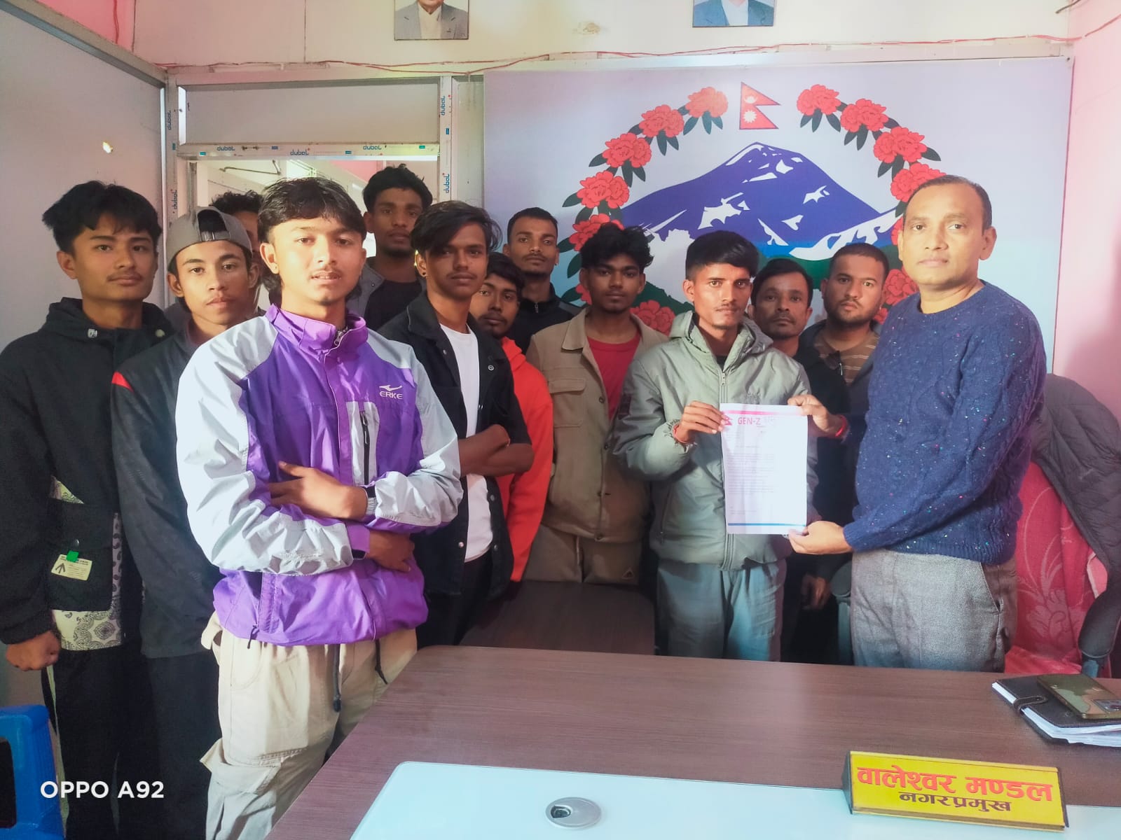 विद्यालय व्यवस्थापन समिति बिघटनको माग गर्दै GEN-Z धनुषाधामद्वारा ज्ञापनपत्र