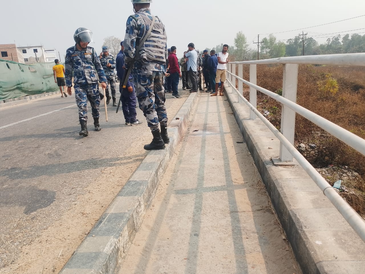 धनुषाको बडहरी पुलमा विस्फोट, दुई बालबालिका घाइते