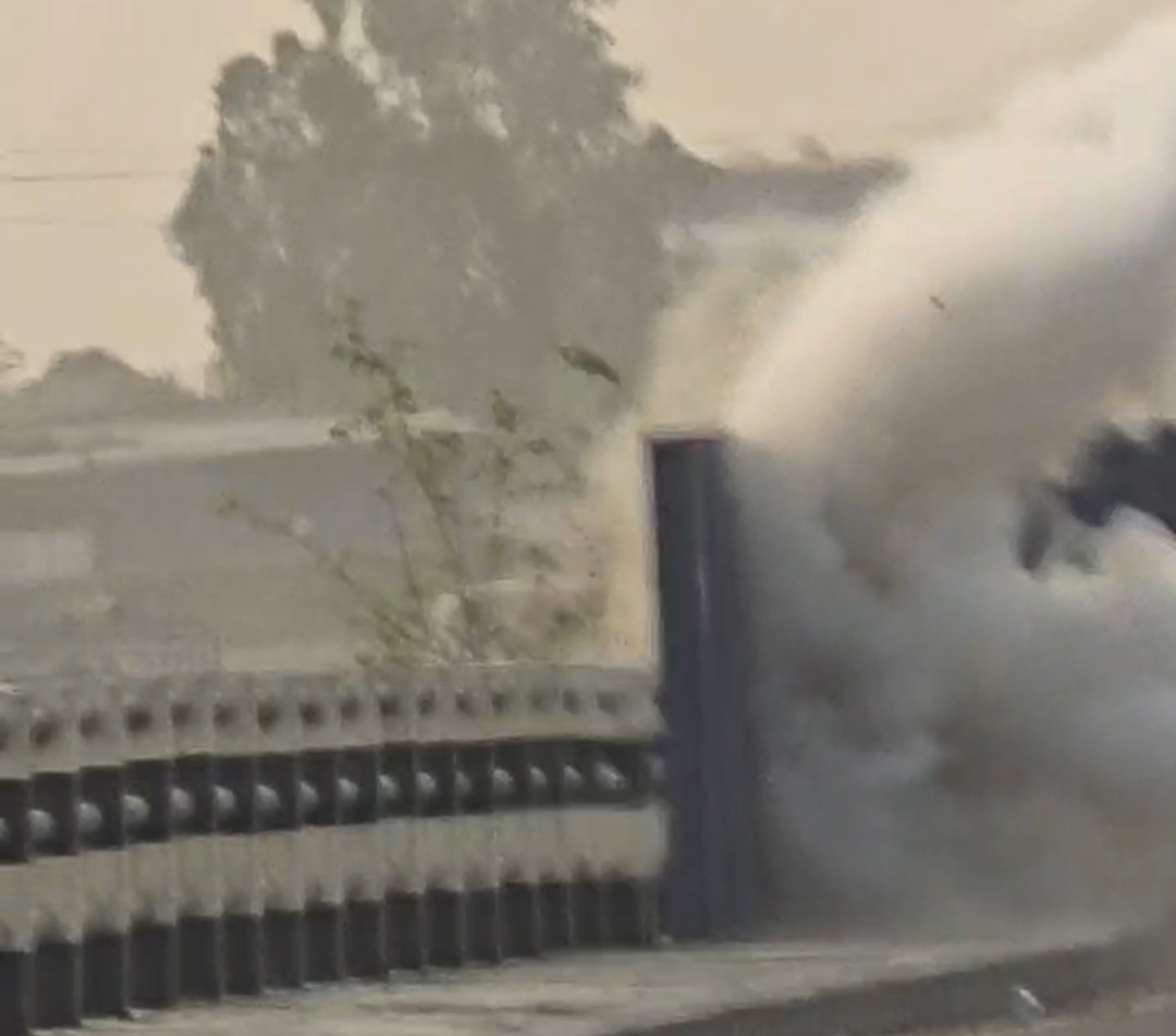 धनुषा–महोत्तरी जोड्ने रातो पुलमा बम विस्फोट, नेपाली सेनाद्वारा डिस्पोज