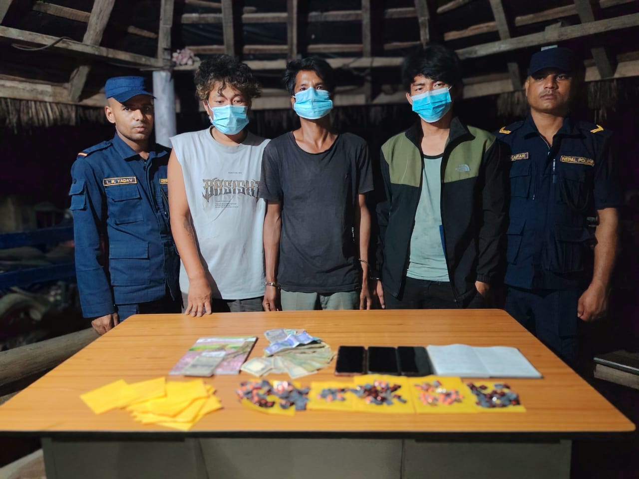 लालगढमा लागुऔषधसहित ३ जना पक्राउ