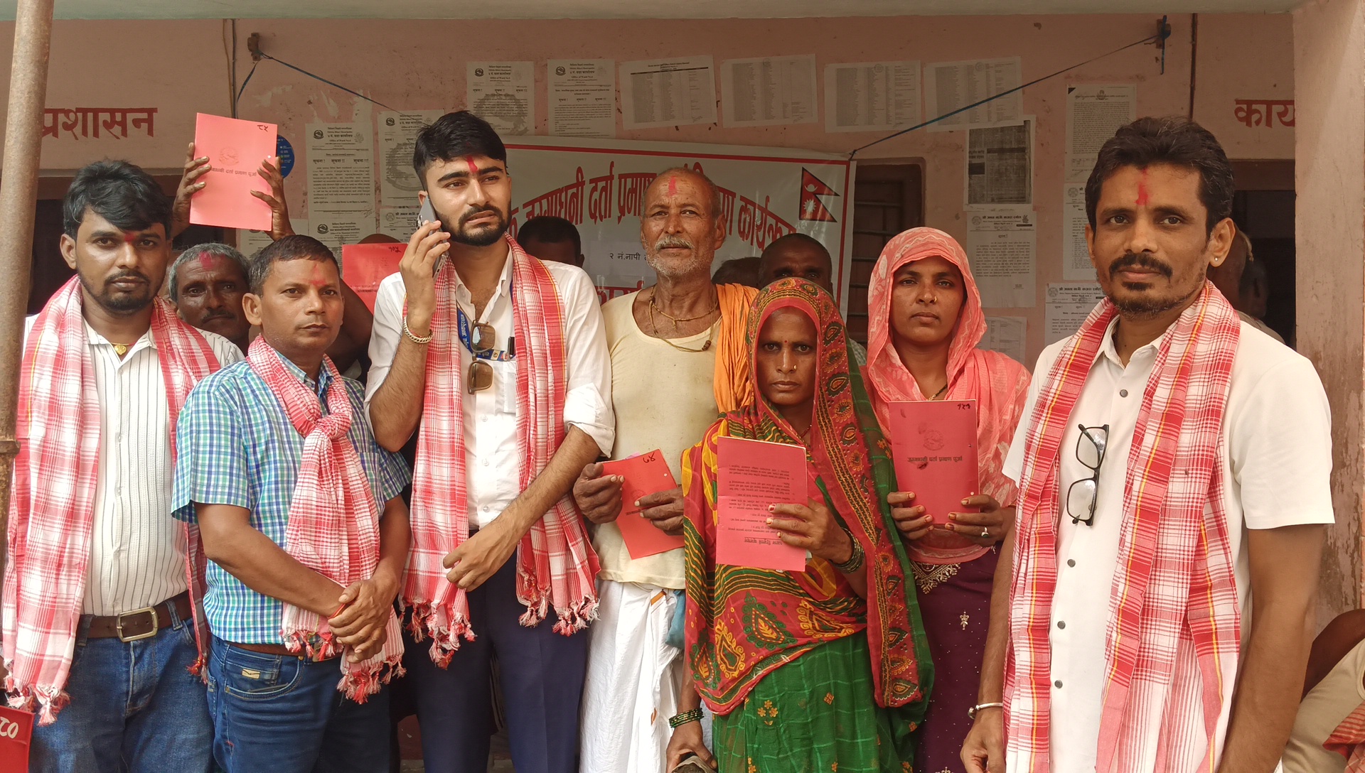 मिथिला बिहारी–४ मा गाउँ ब्लक जग्गाको प्रमाणपुर्जा वितरण, वर्षौंदेखिको समस्या समाधान
